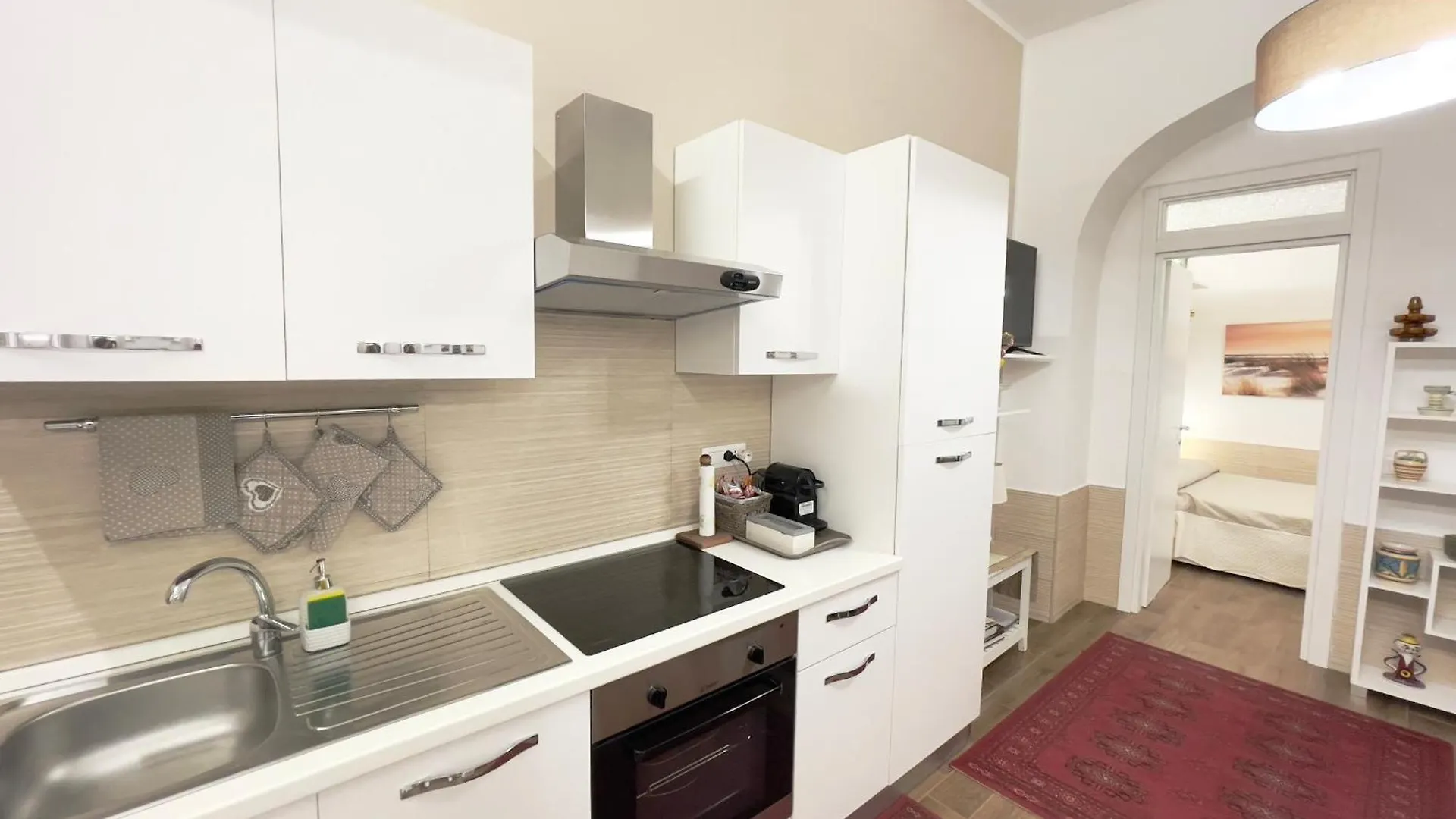 Cathedral Apartment باليرمو